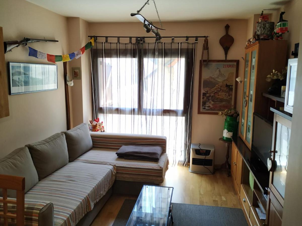 Apartamento En Escarrilla, Sallent De Gallego Sallent de Gállego Exterior foto